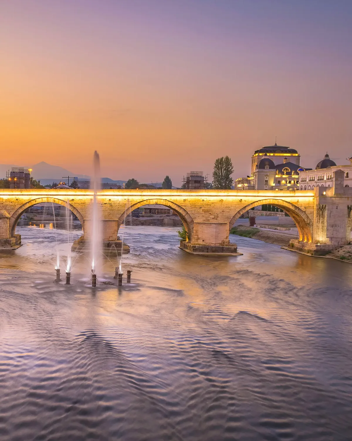 Камен Мост во Скопје на зајдисонце